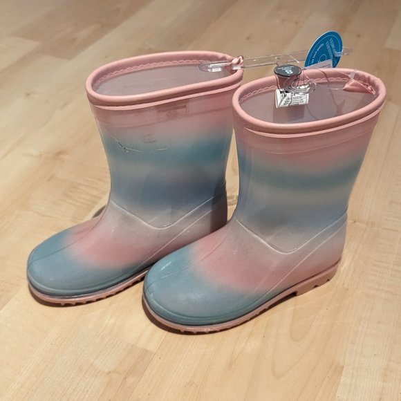 Carter's Toddler Girls Daisy Rain Boots - Infant, Brand New, Never Worn! - Picture 2 of 6